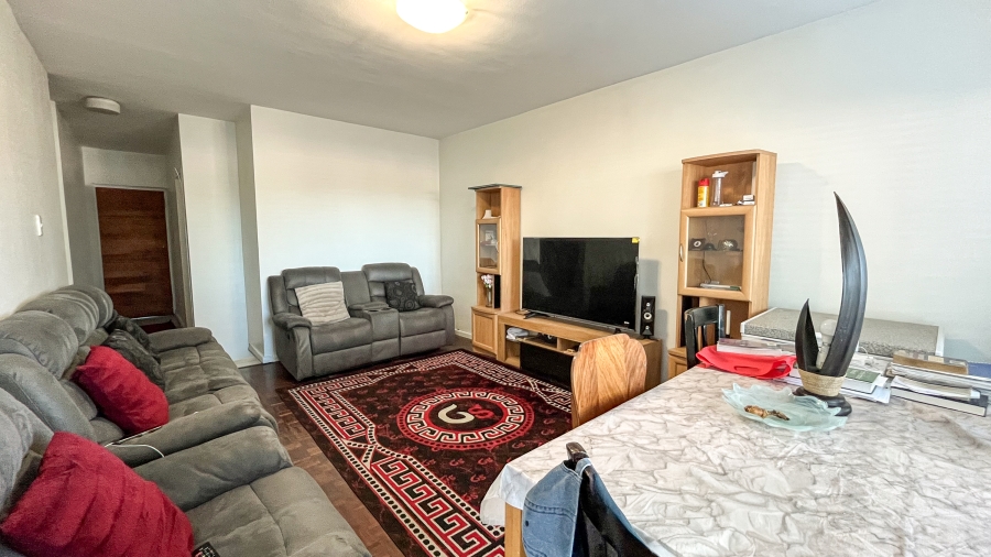 2 Bedroom Property for Sale in Wynberg Western Cape